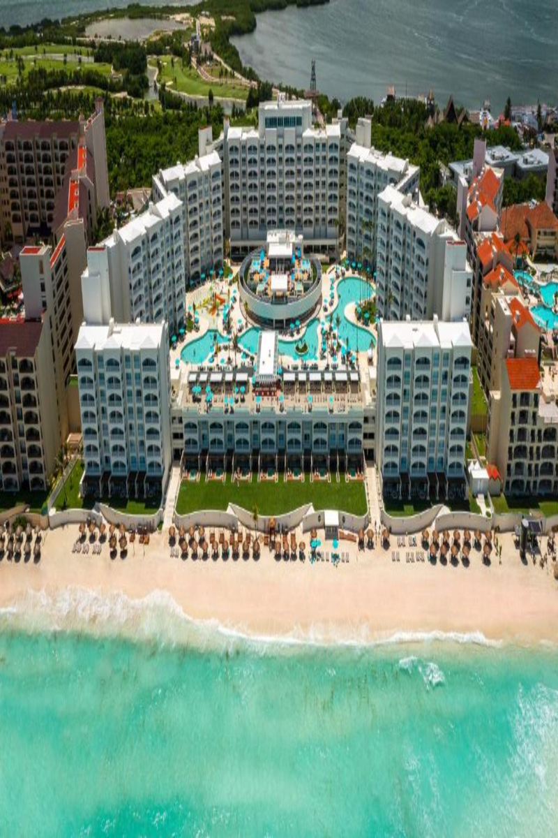 Royal Uno Cancun Reviews: A Comprehensive Guide to the Ultimate Vacation Destination  by Orca 