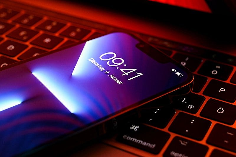 Why Does My iPhone Speaker Only Work with Headphones? Solutions and