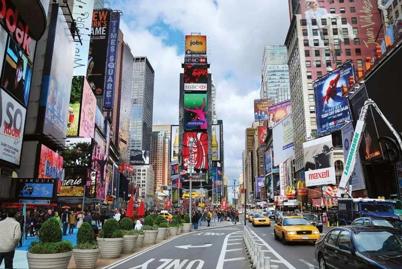 Times Square Live Webcam : 1540 Broadway View Live - World stream - Medium