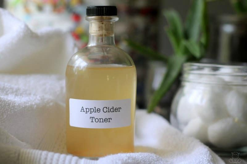 How to clear skin blemishes with apple cider vinegar | by Emels Blog |  Medium