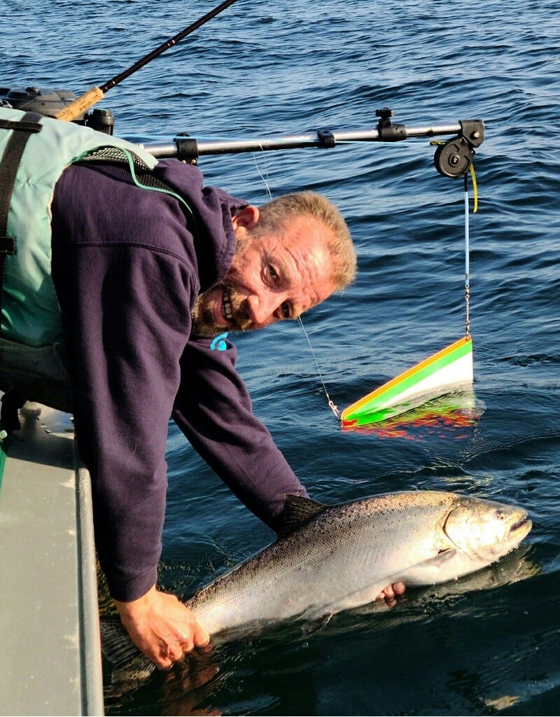 Anglers' guide to releasing salmon properly