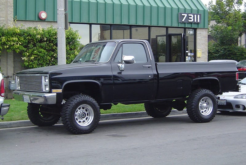 The Reasons why Pickup Trucks are Getting Bigger and Looking Meaner