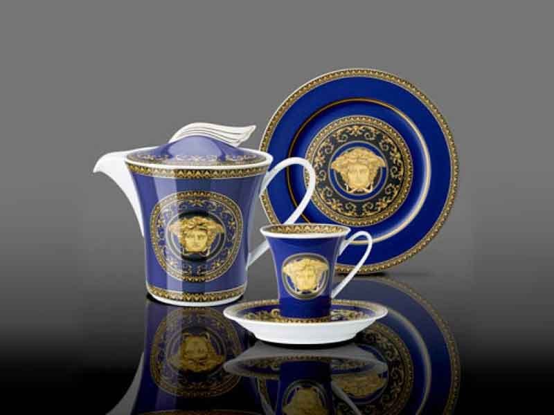 Versace Dinner Set first Copy -Altius Luxury Introducing the Versace Dinner  Set first Copy — Altius Luxury, a stunning addition to your dining  experience. Crafted with meticulous attention to detail… - Altiusluxury -  Medium