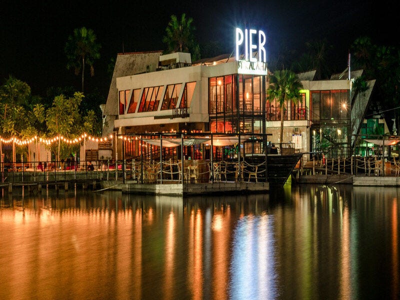 The Pier By Kalaha Restoran Dengan Pemandangan Laut Jakarta