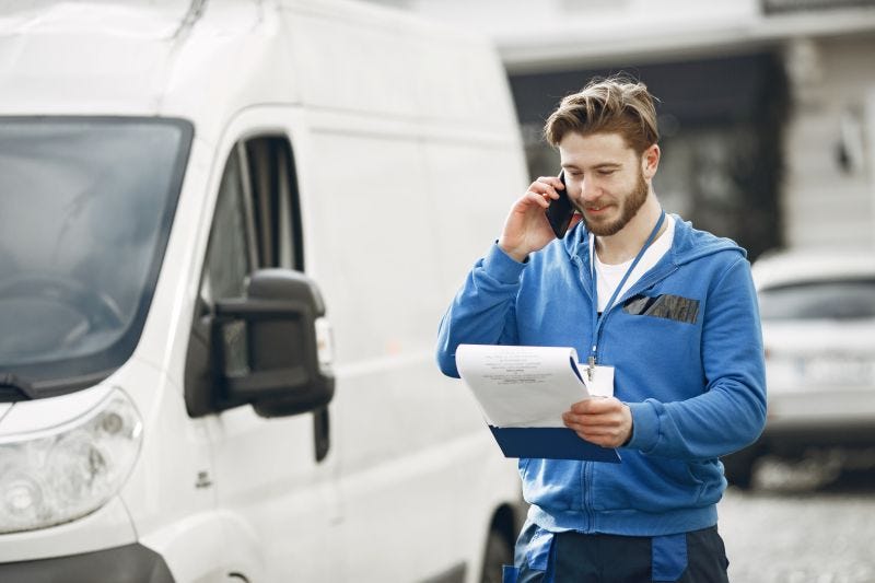 Transportversicherung im E‑Commerce 2026: Was deckt sie ab – und wann lohnt sie sich für…