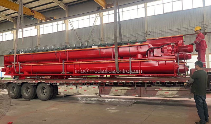 Impact of Screw Conveyor Pitch on Fluid Retention in Drill Waste Management