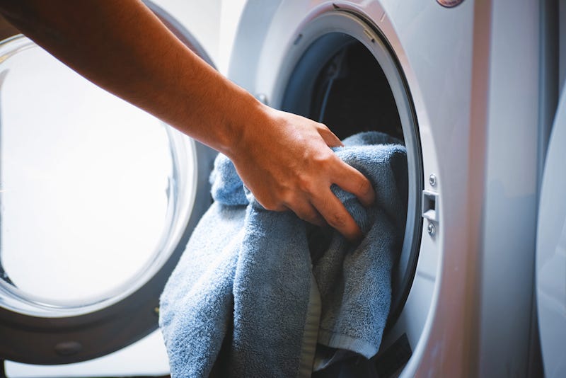 Signs that You Are not Washing Your Clothes Enough by Uclean official