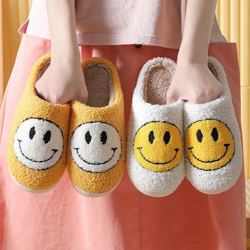 iScream - Tween - You Make Me Smile Slippers