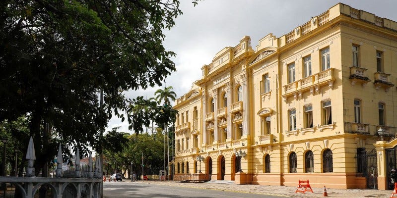 GOVERNO DE PERNAMBUCO DECRETA PONTO FACULTATIVO NO PRÓXIMO DIA 21 DE NOVEMBRO.