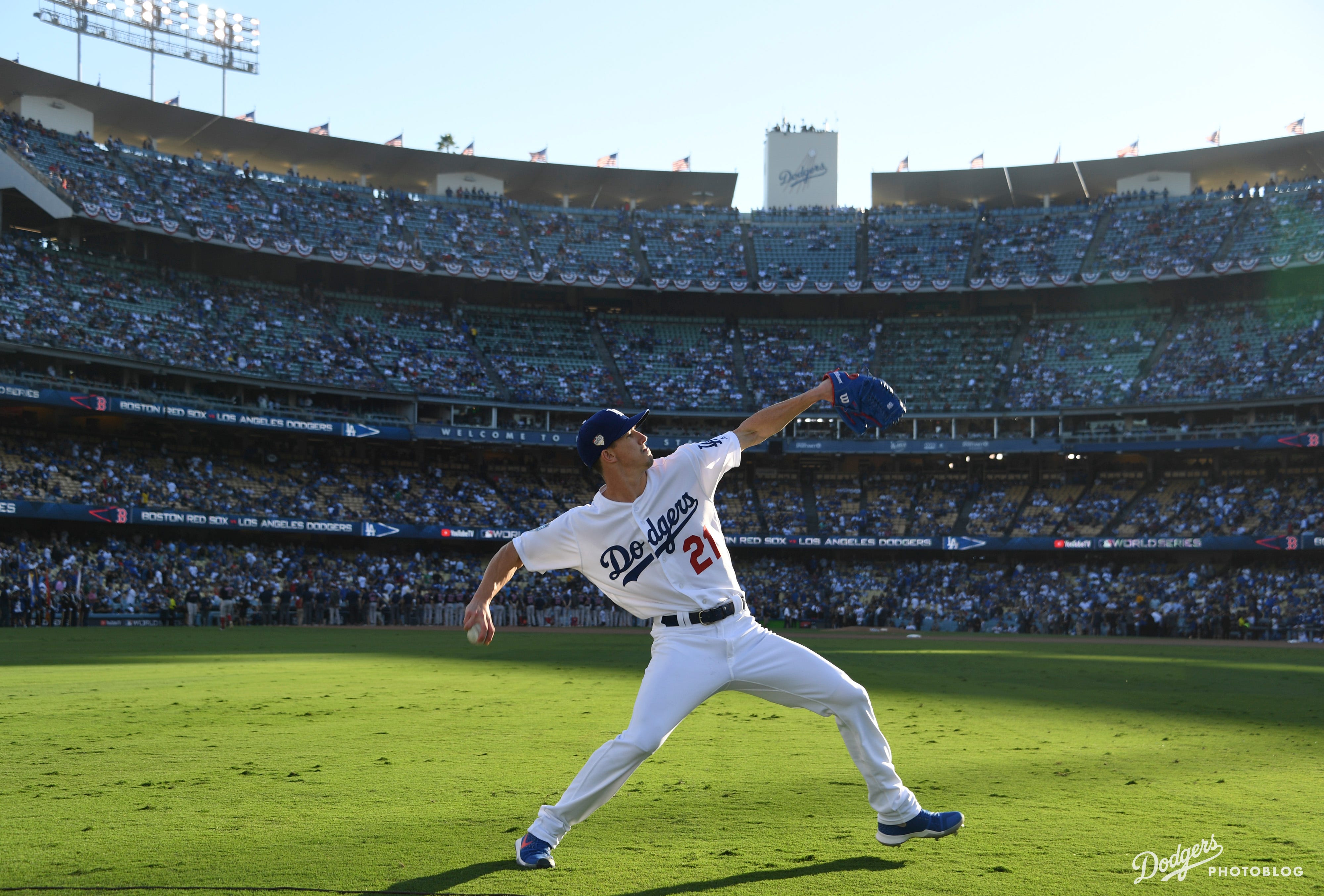 Los Angeles Dodgers on X: Now through 11/25, enjoy 30 percent off the  entire selection of Dodger gear at the Dodger Stadium team store.   / X