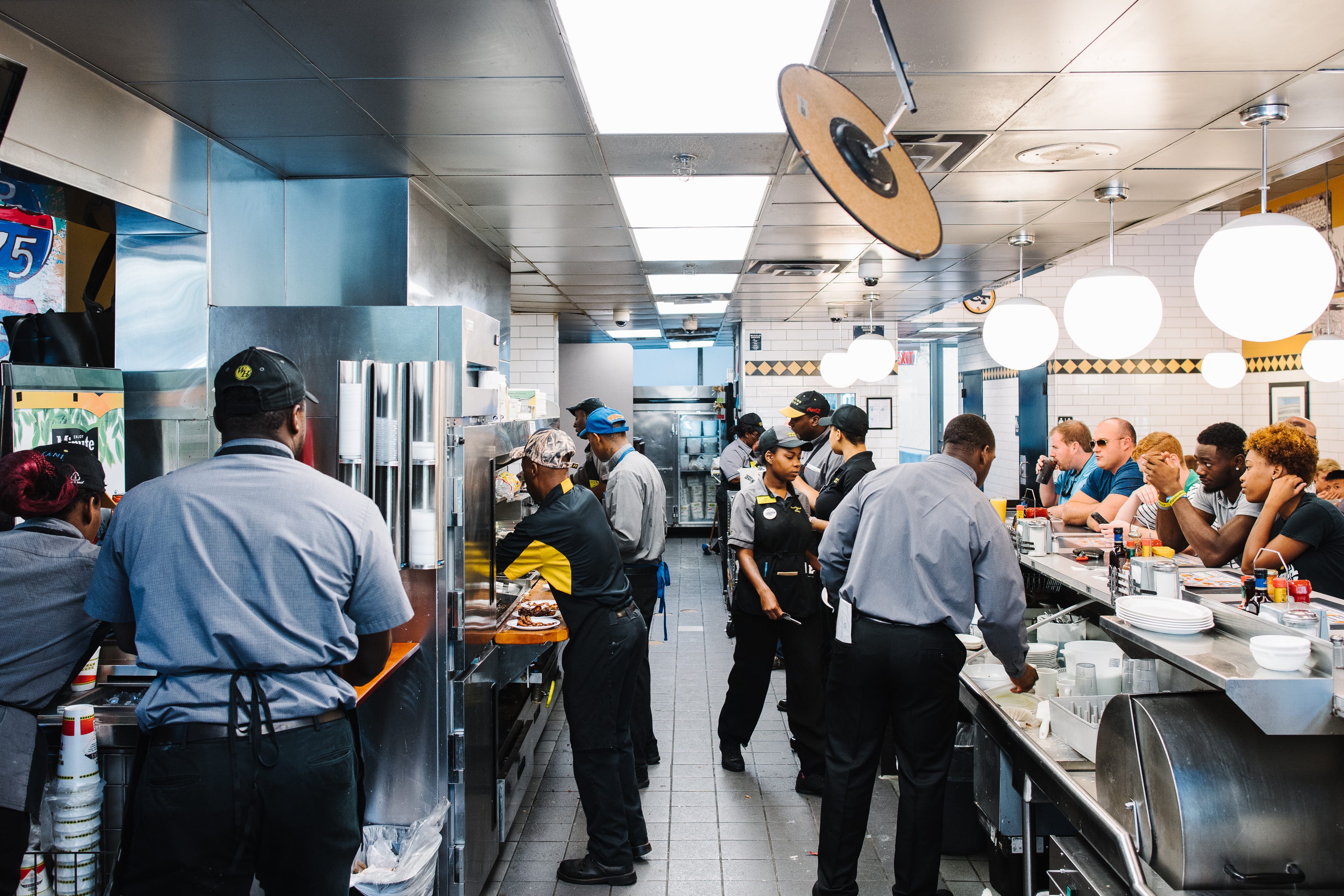 Meet the Short-Order Cooks So Good Waffle House Officially Calls Them Rockstars by Theodore Ross Medium