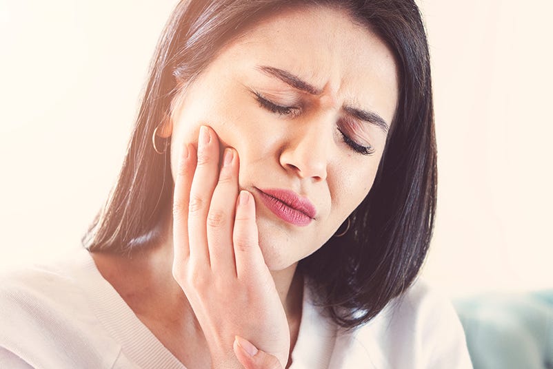 Home remedies for swollen gums naturally and medically
