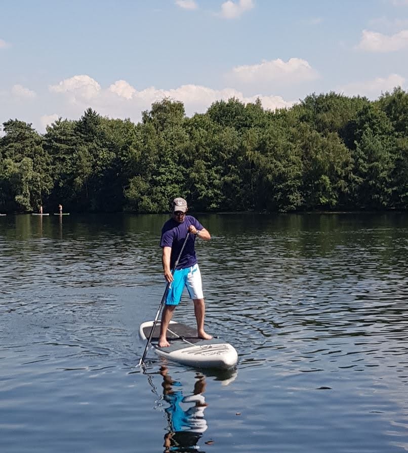 Stand-Up Paddling on Lake Maggiore: A Journey of Serenity and Adventure with Haiko Dehnen