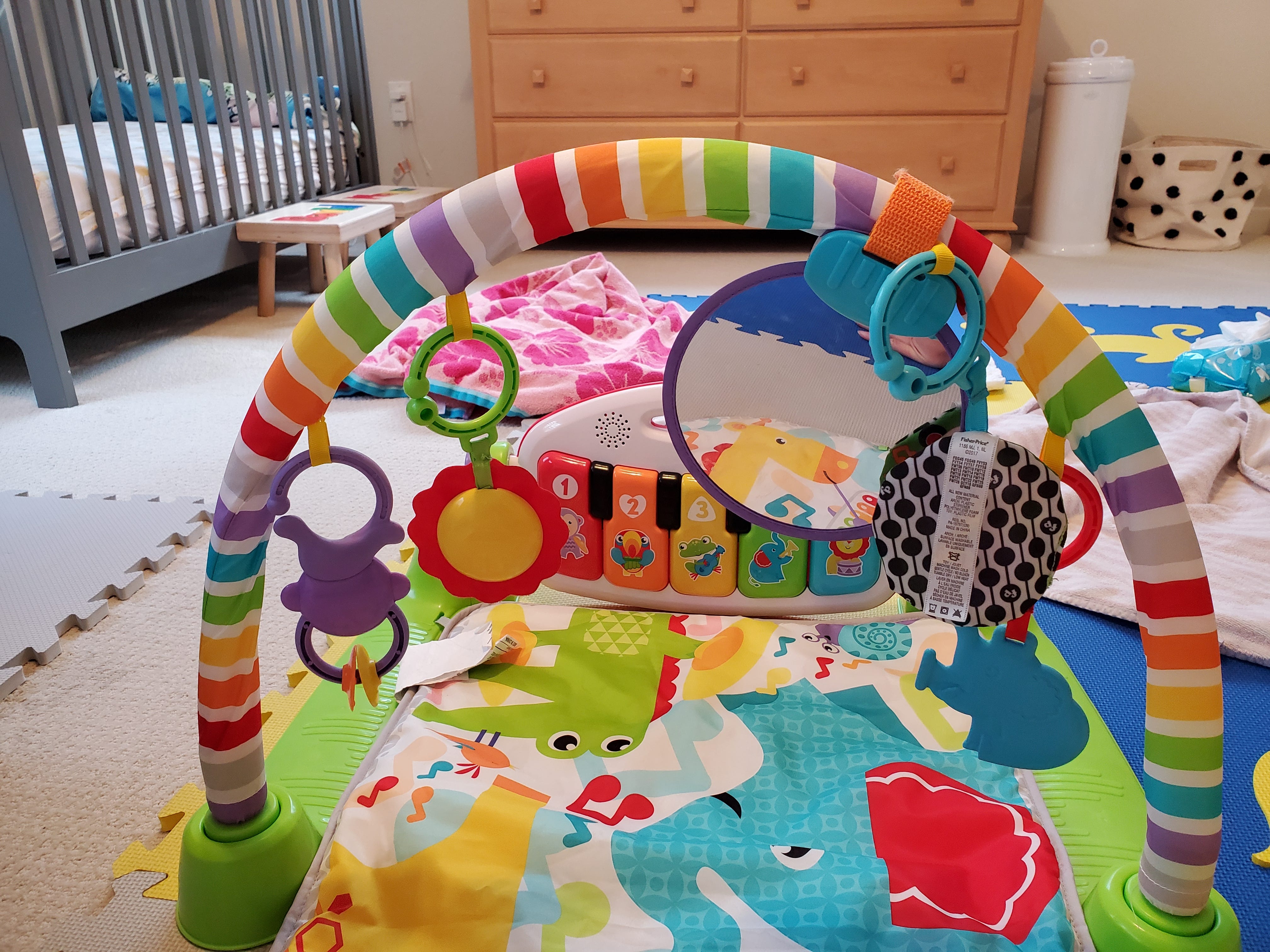 Review of the Fisher Price Kick & Play Piano Gym | by Thomas Smith | DIY  Life Tech