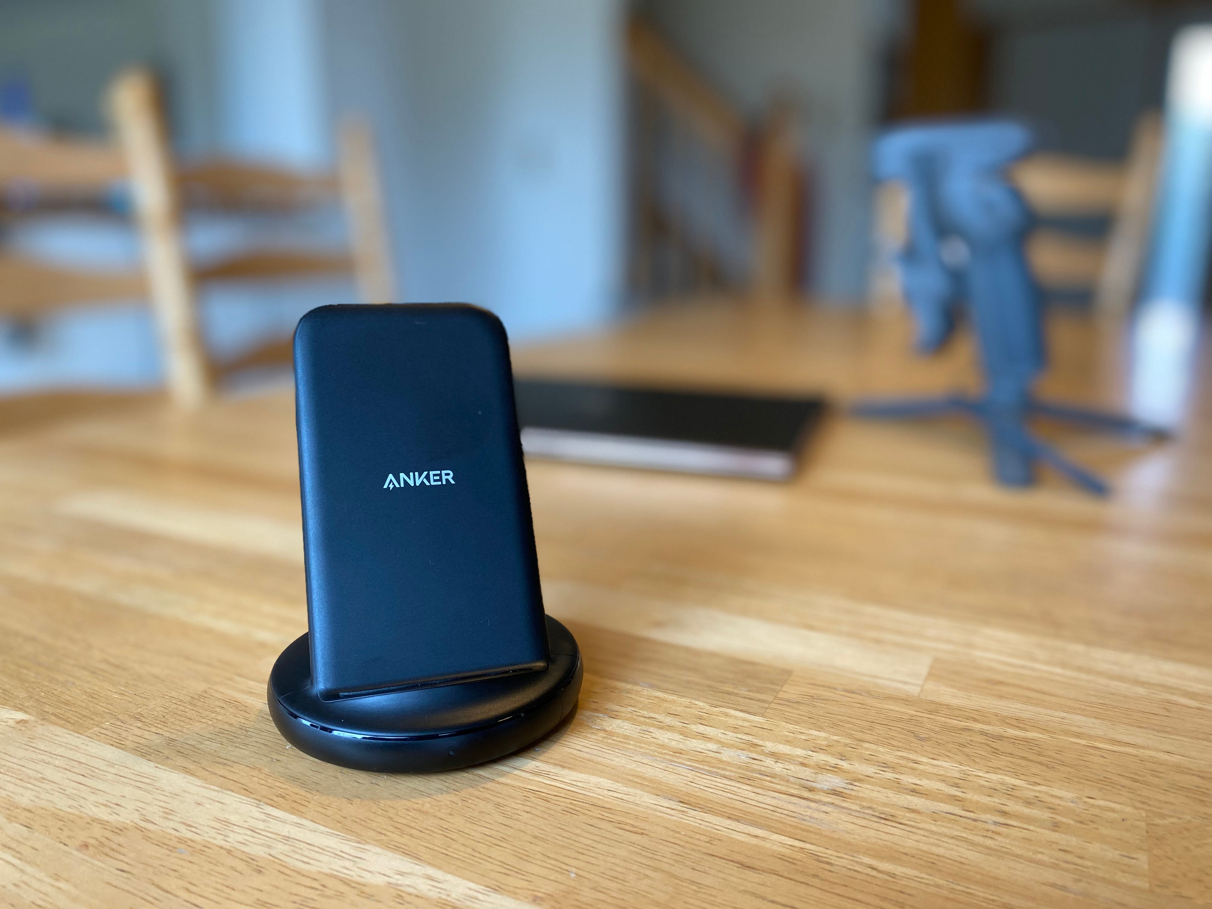 Anker PowerWave II Stand Review. The Universal Compatible Fast Wireless… |  by NadderTech | Medium