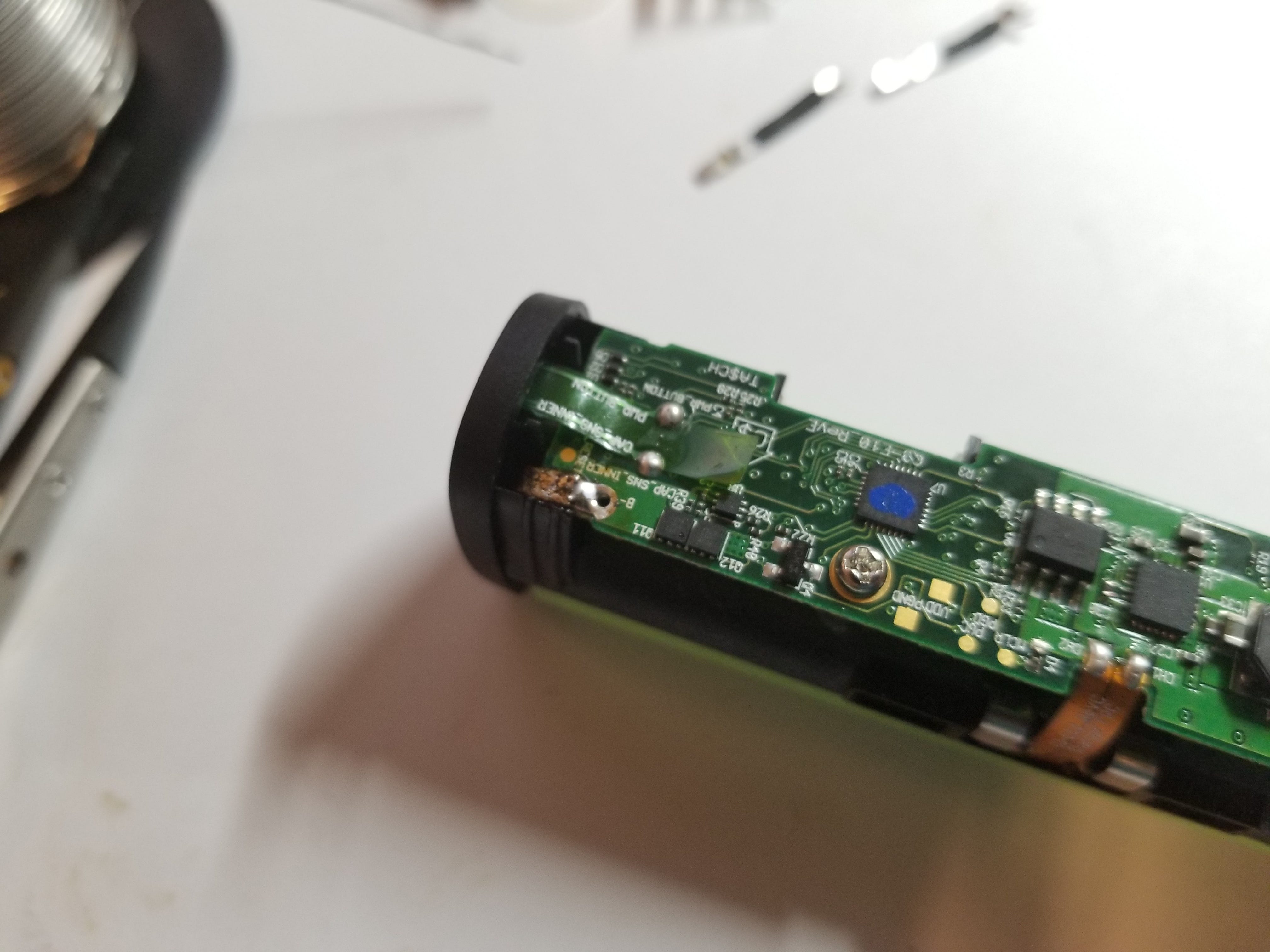 PAX 2 Battery replacement guide. Stop throwing shit out. I never bought |  by Philip Haasnoot | Medium