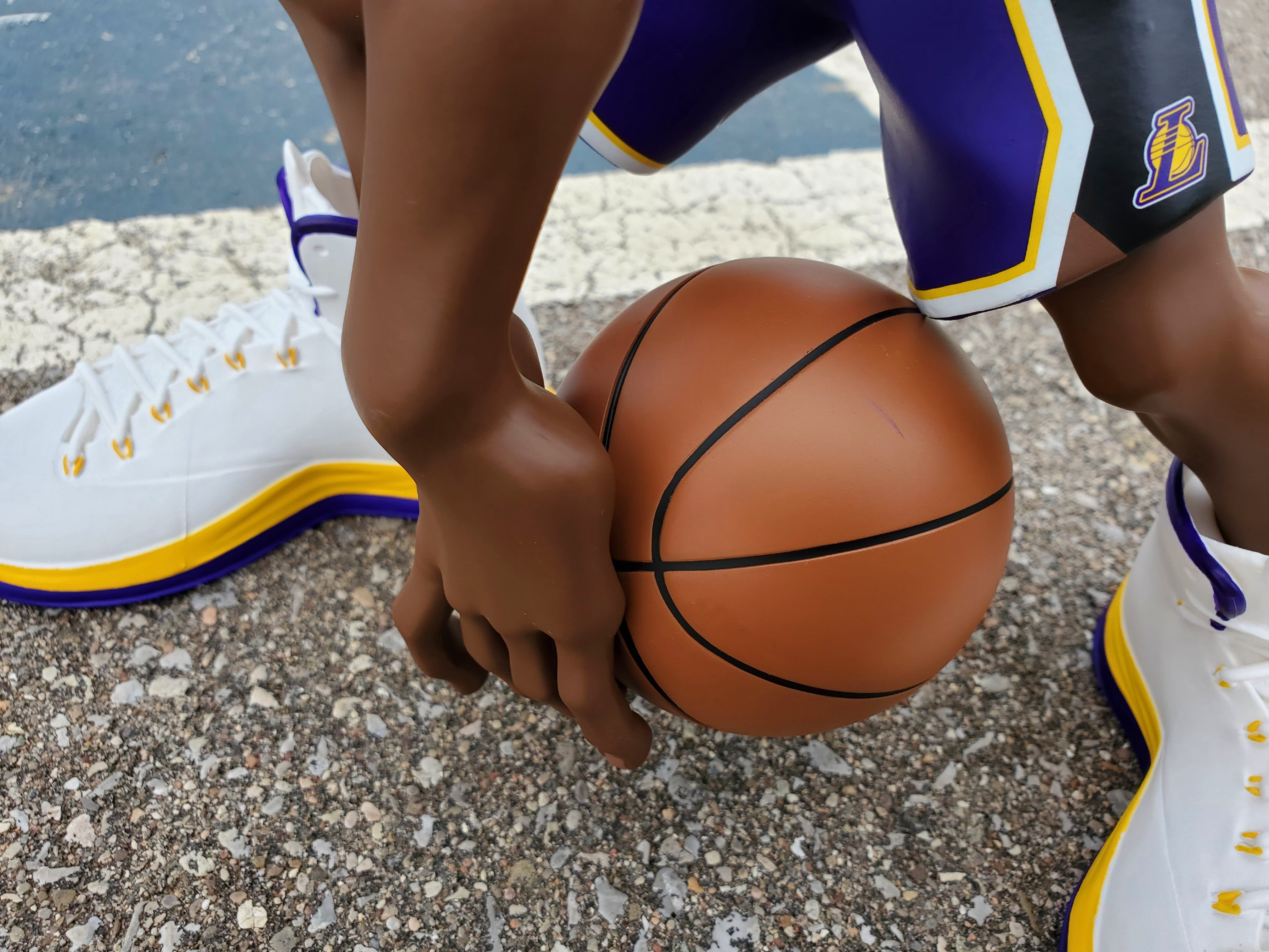 LeBron James Collectibles: Limited Edition Lakers' smALL-STARS –  www.