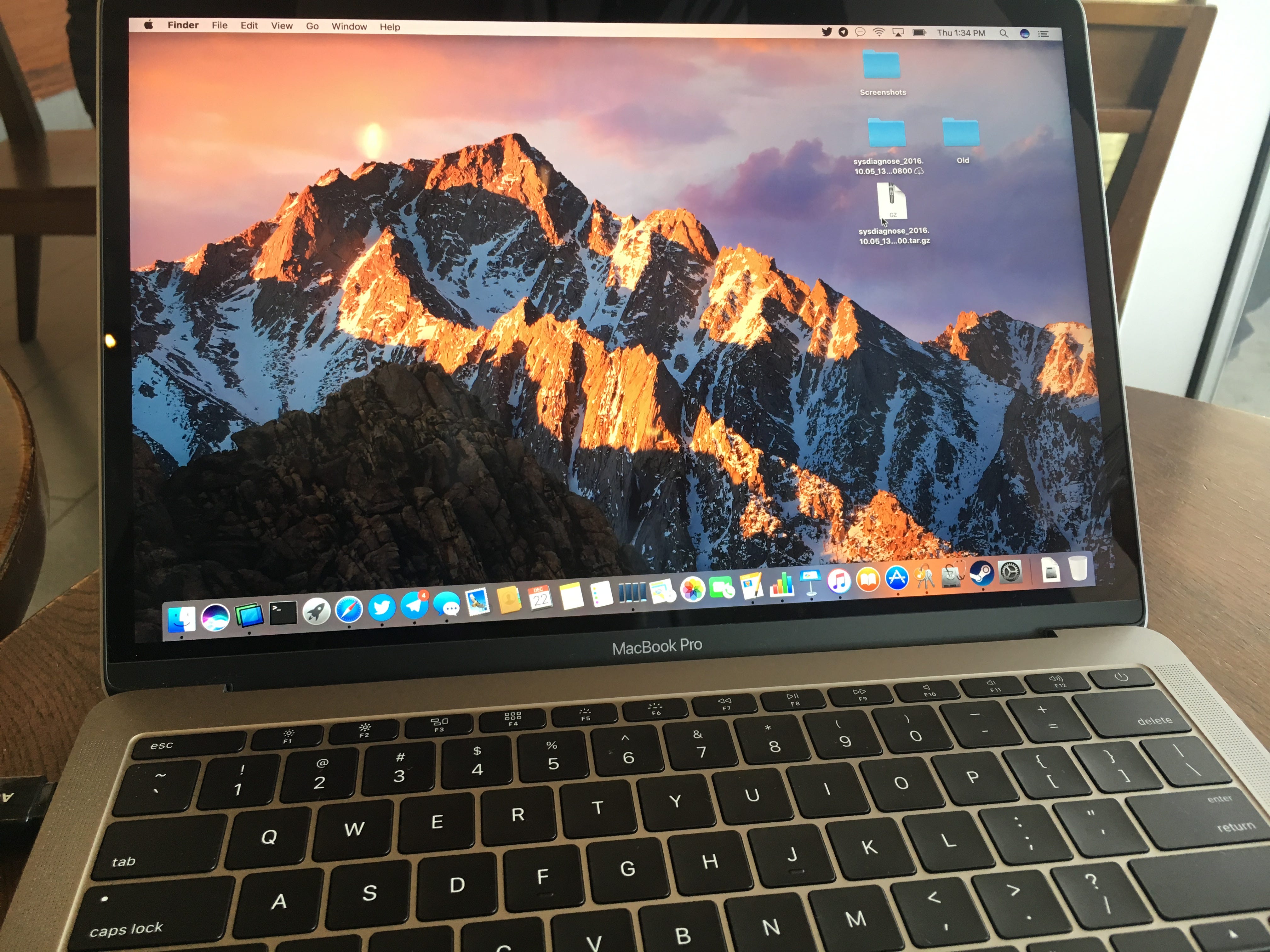 The 2016 Space Gray MacBook Pro without Touchbar 'Escape Edition