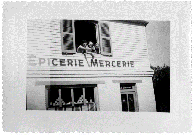 Annie Ernaux : photos de famille. Le café-épicerie, la classe de