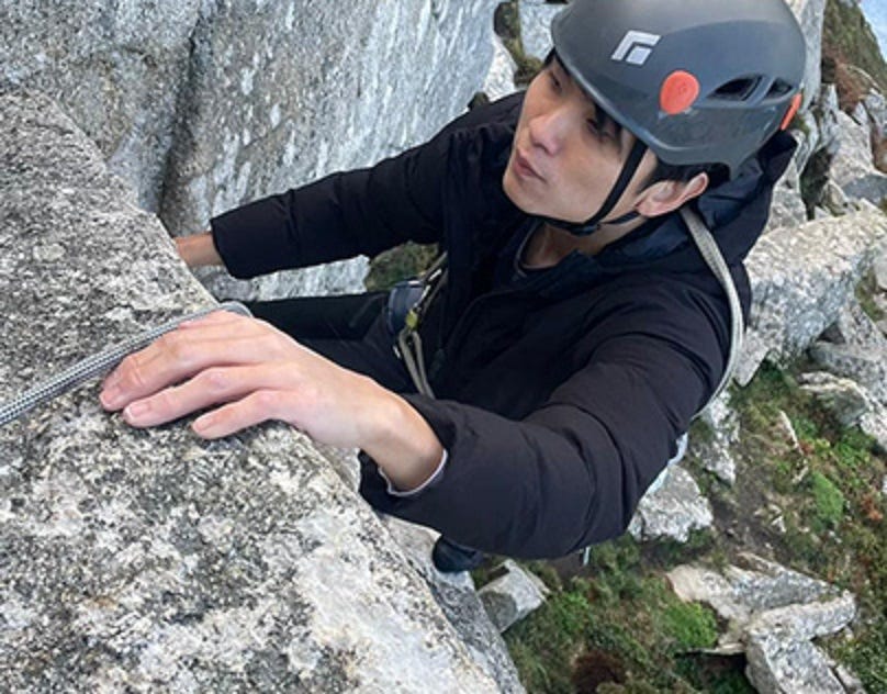Hong Chong YI Exploring Benefits of Rock Climbing to Your