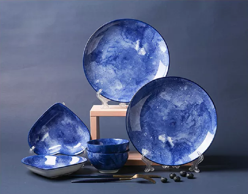 Know About the Different Kinds of Porcelain Utensils by