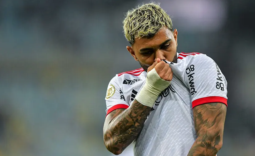O fim de uma era, o predestinado dá adeus ao rubro negro