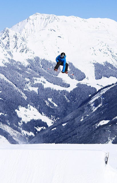 Ways to improve your snowboard kicker skills | by James Streater | Medium