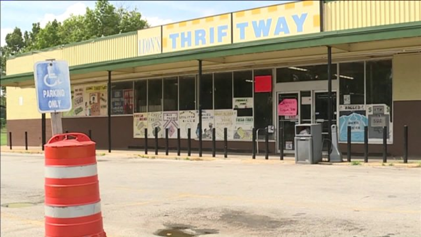 Leon’s Thirftway, in Kansas City, Missouri, after closing in 2019