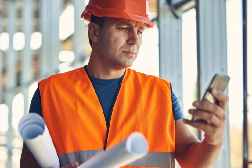 7 ways contractor apps will transform your next project | by PlanRadar ...