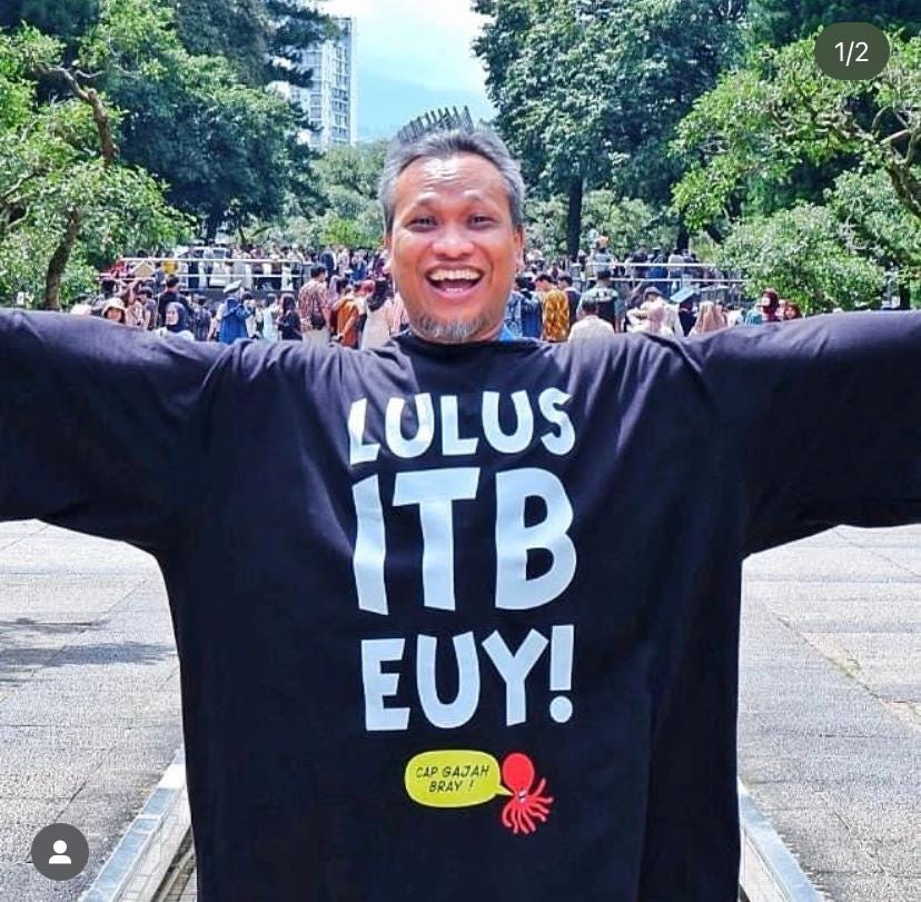 EMANG DI GURITA ADA KAOS JUMBO ?