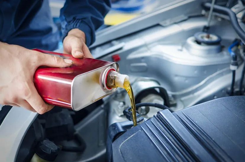 The Ultimate Guide to Changing Your Car’s Oil and Why It’s Vital 0*vhtV0YZ0bm7Dykna