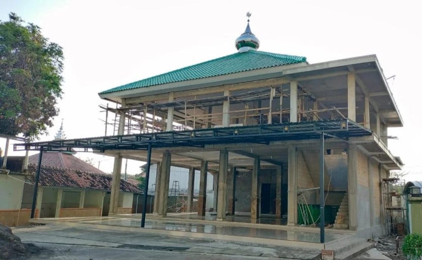 Proses Renovasi, Kubah Masjid At Taawun MAN 2 Bantul Resmi Terpasang