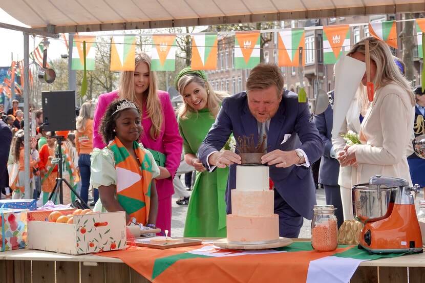 Koningsdag in Rotterdam. Koningsdag is een nationale feestdag in… | by