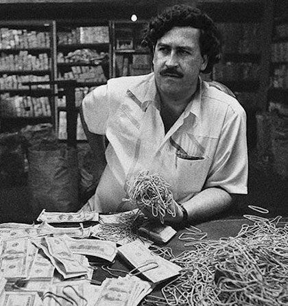 Pablo Escobar Kimdir, Medellin Cartel İle İlişkisi Kısaca Nedir? | by Semra  Şenol | Medium