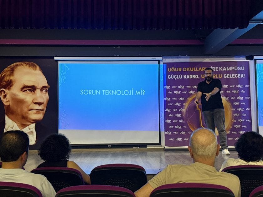 Okulumda Dijital Farkındalık Semineri Verdim