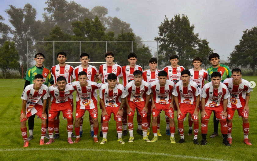 ALUMNI, HISTÓRICO: EL PRIMER CLUB VILLAMARIENSE EN JUGAR EL TORNEO JUVENIL DE AFA