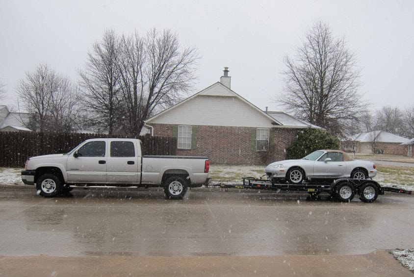 Tow Story. Trailering your car: guide and…, by Jim Rowland