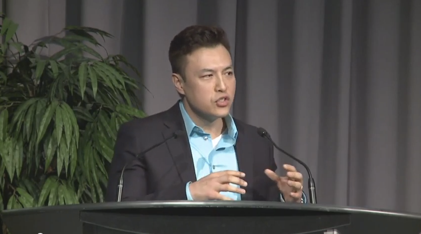 Scott Amyx speaking at SMARTWEEK 2014 on the future of Internet of