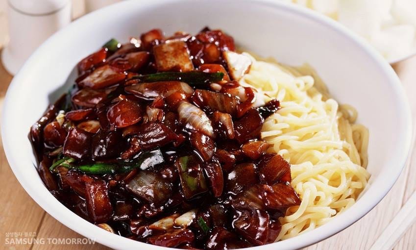 토론토 명물. 고추짬뽕은 해룡반점 / 짜장면은 갤러리아 푸드코트 산해관 / 삼겹살은… | by Mark Kim | Medium 토론토 명물