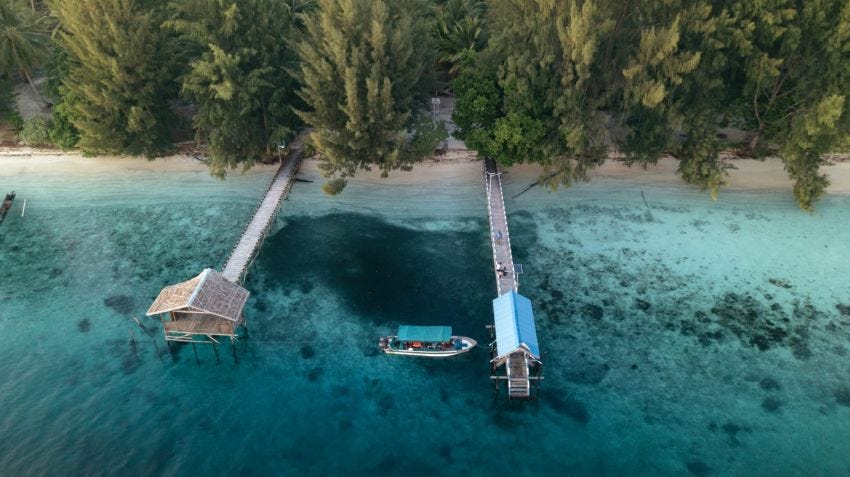 Tambang di Raja Ampat Benar-Benar Sebuah Kebodohan