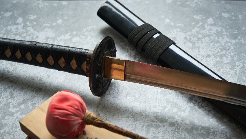 How Did the Construction of Japanese Swords Influence the Design of Kitchen Knives?