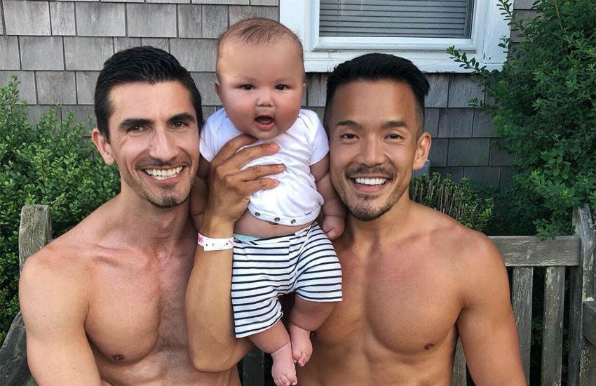 After 3 failed surrogacy attempts, this gay couple got their miracle(00)