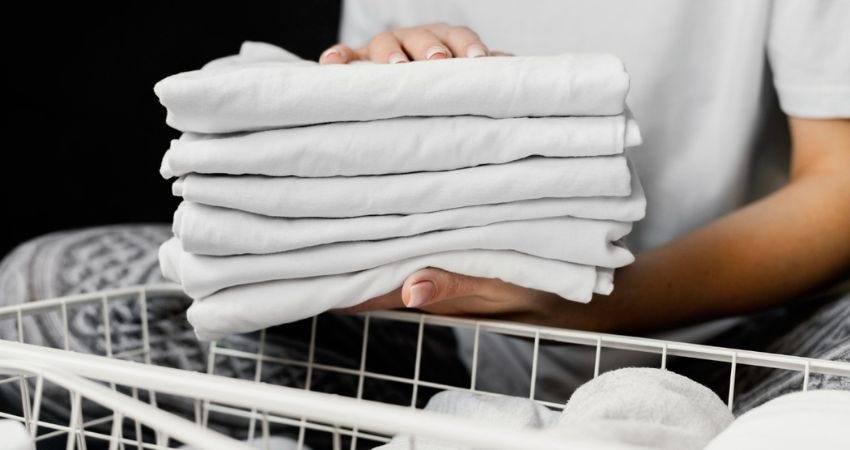 How to Identify the Best Dry Cleaners in Chicago for Commercial Needs