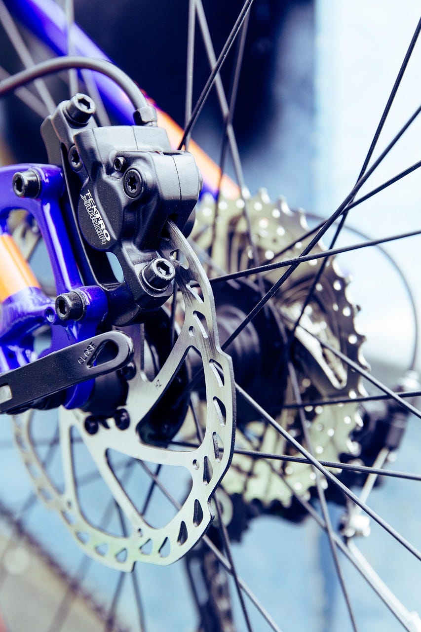 Choosing Between Shimano MT200 And MT201 Brakes
