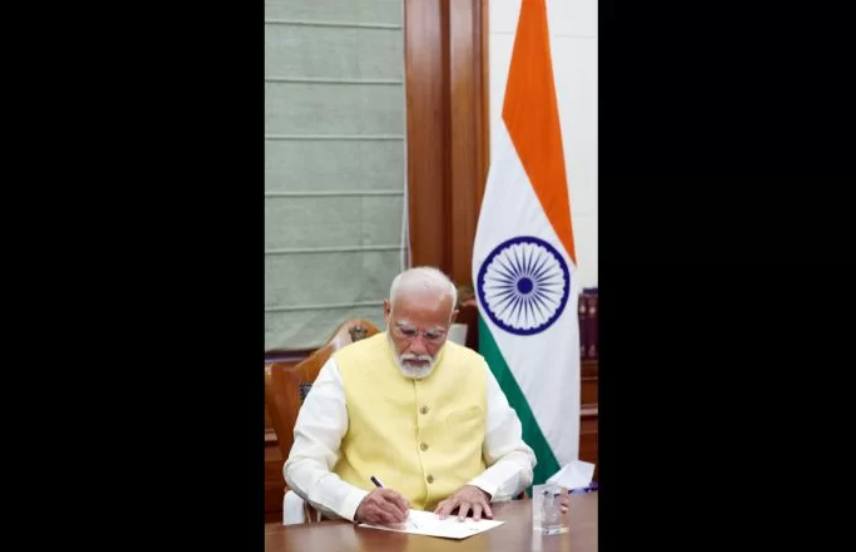 Modi gets back to work in 3rd term; signs first file related to farmers ...