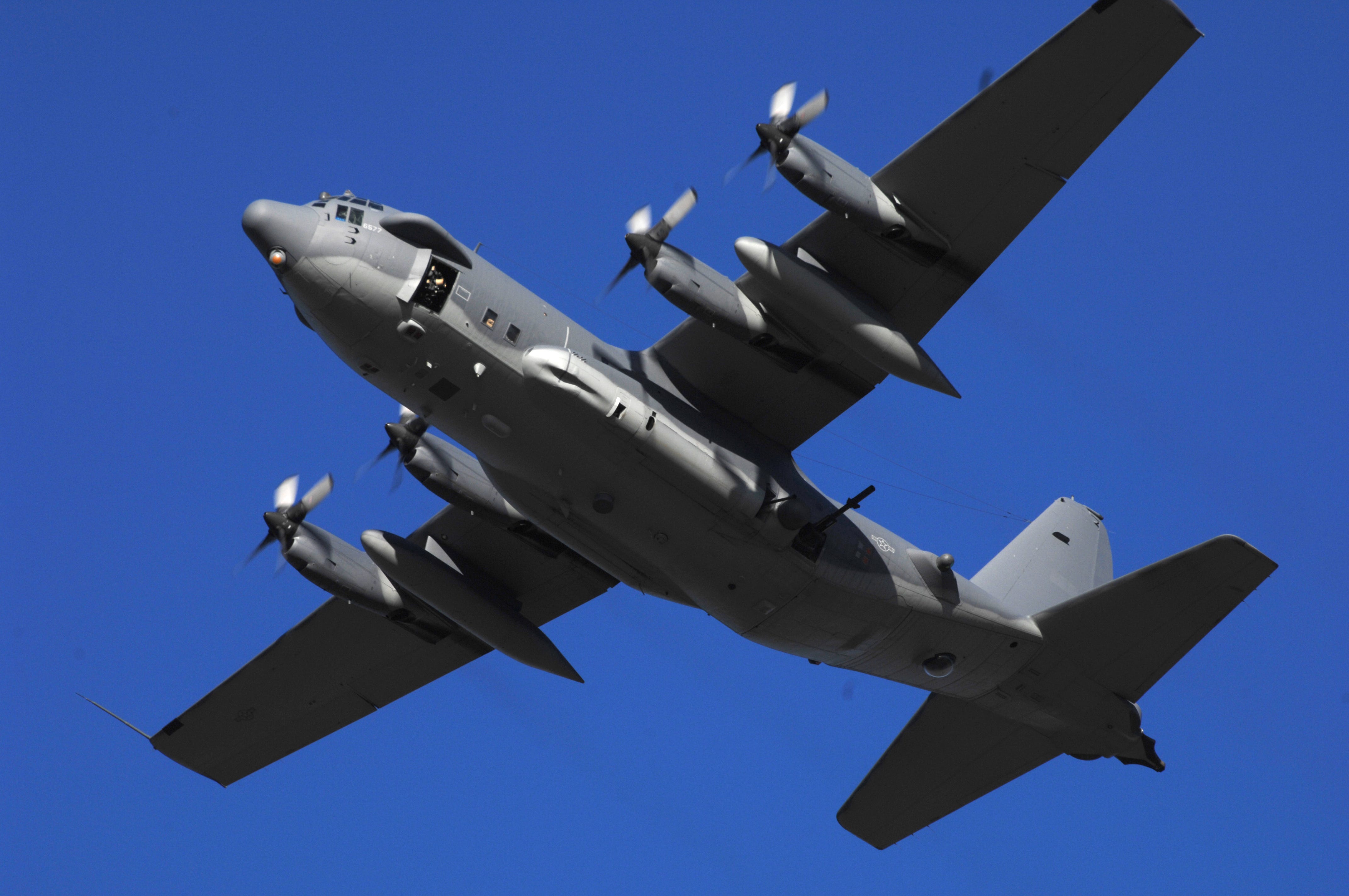 GUNSHIP Story of Spooky、Shadow、Stinger Gaijin: AC-130 Spectre/Spooky/Stinger II/Ghostrider : r