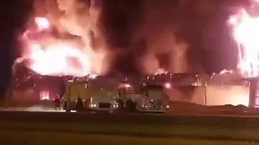 Suriye’nin Humus ilinde Esed rejiminin petrol rafinesinde patlama