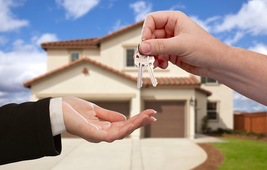 HomeOwner Tips: 5 Tips for Managing Your Own Vacation Home Rental.