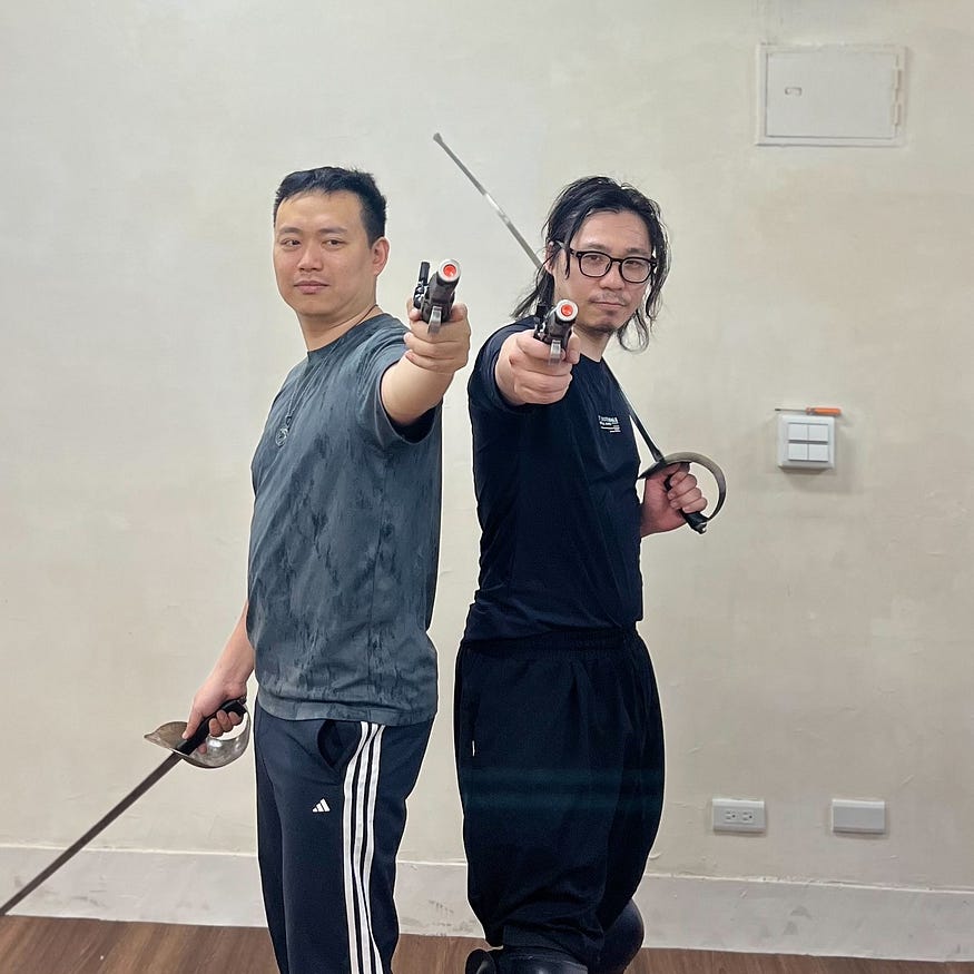 水手戰法　槍劍並用！