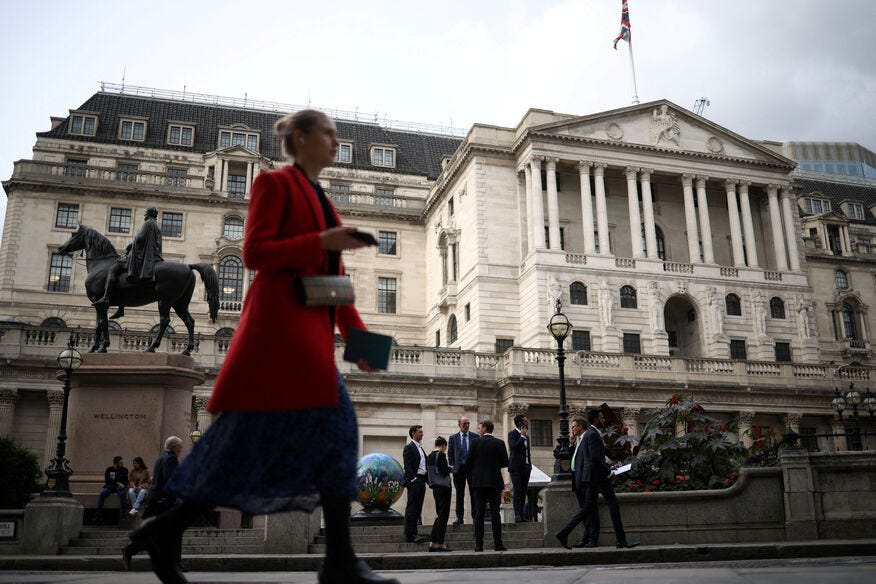 UK 30-Year Bond Yields Hit Highest Since 1998; European and U.S. Long-Term Bonds Tumble